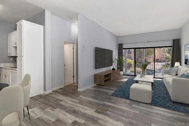 8328 Regents Road 1K, San Diego, CA 92122