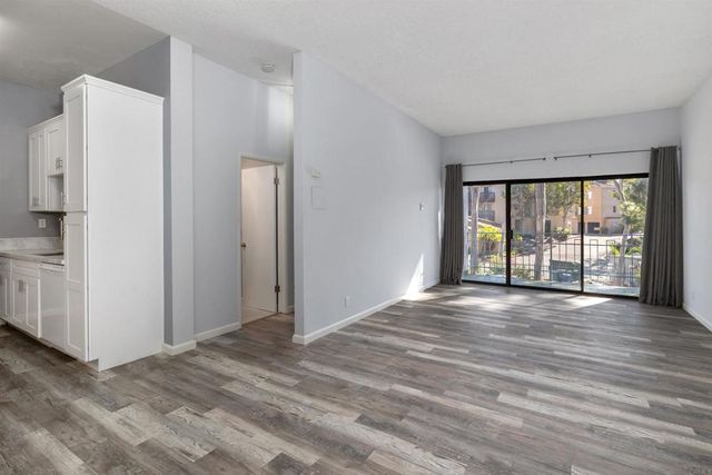 8328 Regents Road 1K, San Diego, CA 92122