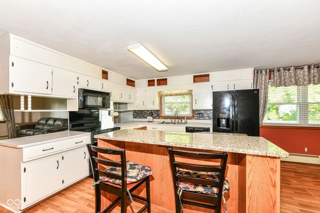 124 N Mustin Drive, Anderson, IN 46012