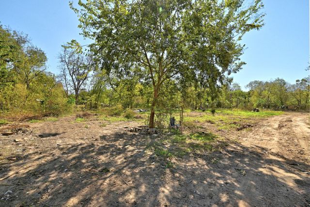 2100 Whirlaway DR, Del Valle, TX 78617