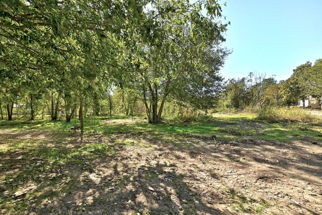 2100 Whirlaway DR, Del Valle, TX 78617