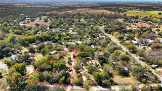 2100 Whirlaway DR, Del Valle, TX 78617