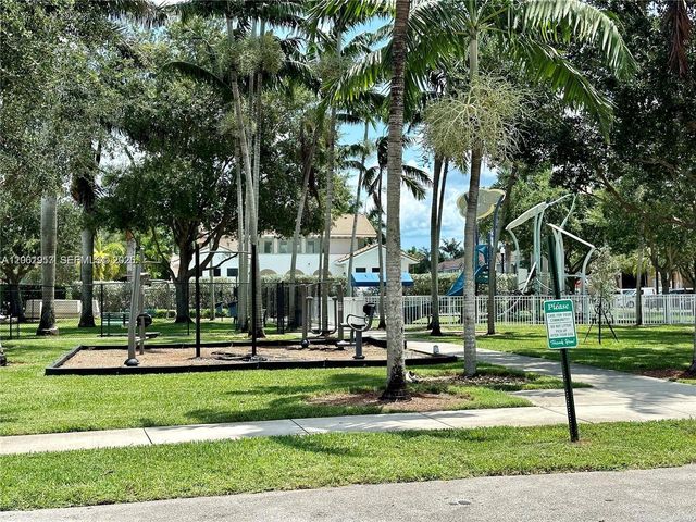 2435 SE 11th Street, Homestead, FL 33035