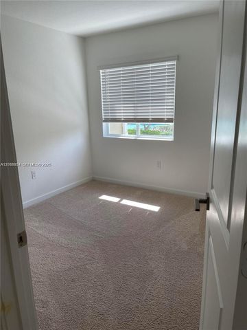 2435 SE 11th Street, Homestead, FL 33035