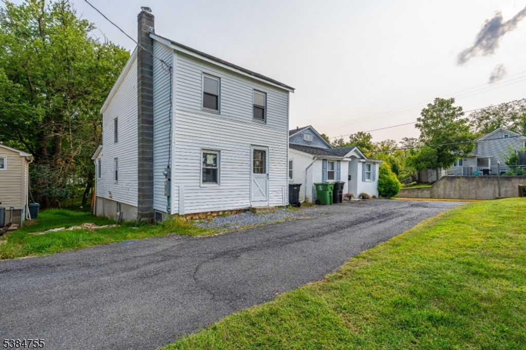 45 Mechanic St, Washington Twp., NJ 07882