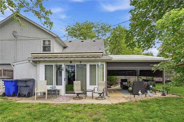 1400 E 123rd Terrace, Olathe, KS 66061
