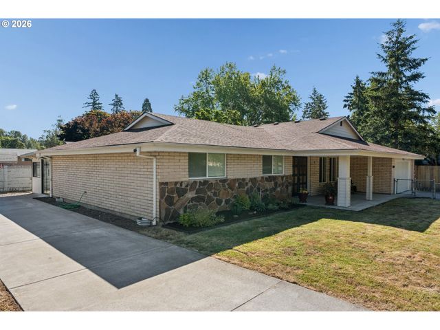16890 Se CARMEL Ct, Milwaukie, OR 97267