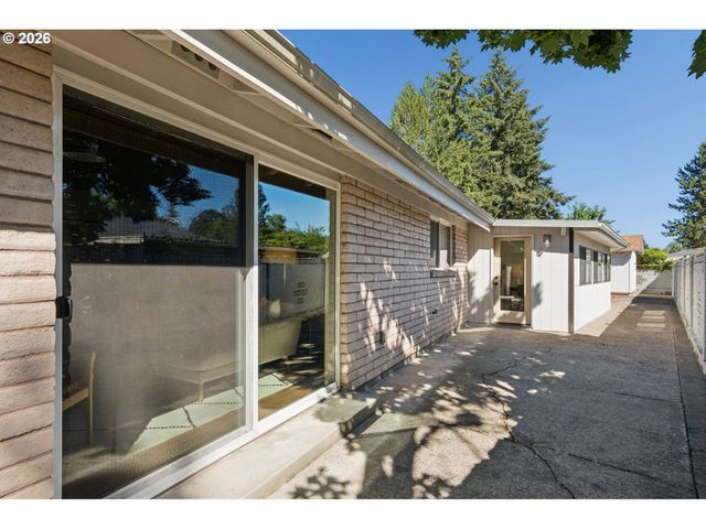 16890 Se CARMEL Ct, Milwaukie, OR 97267