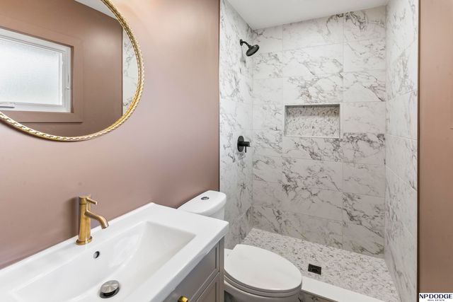 354 E Baronage Drive, Blair, NE 68008