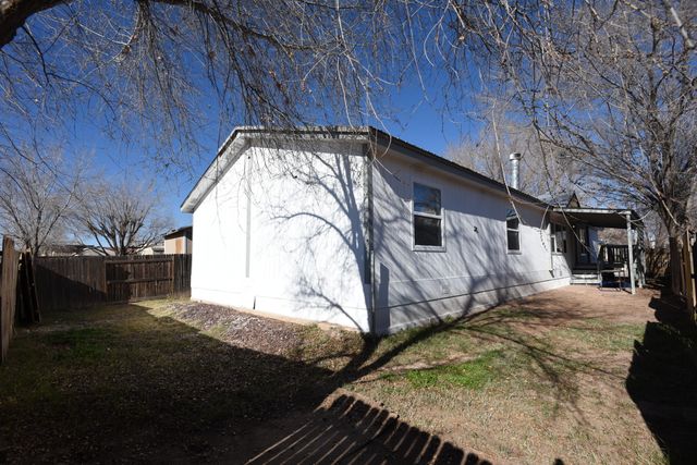 1181 Los Cristantemos Court SE, Los Lunas, NM 87031