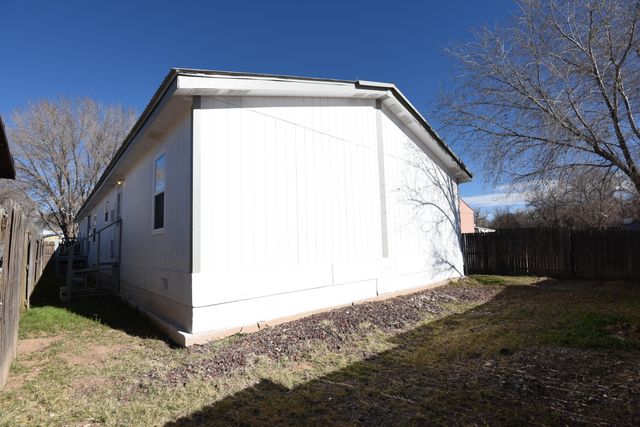 1181 Los Cristantemos Court SE, Los Lunas, NM 87031