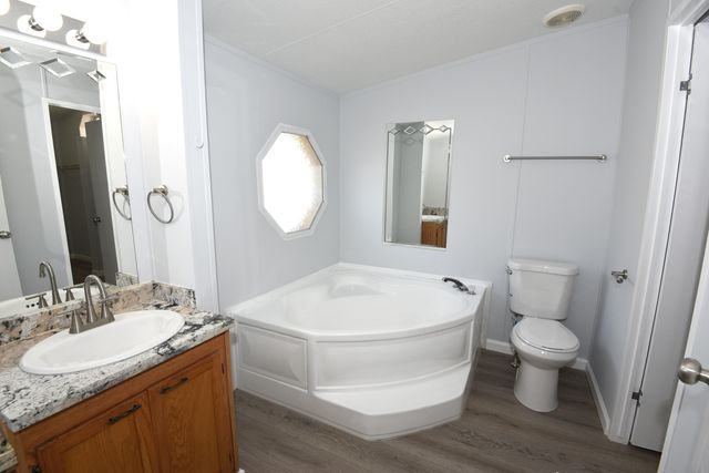 1181 Los Cristantemos Court SE, Los Lunas, NM 87031