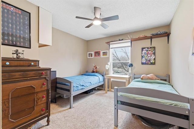 6906 E 140th Place, Grandview, MO 64030