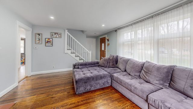 786 E Ashland St, Brockton, MA 02302