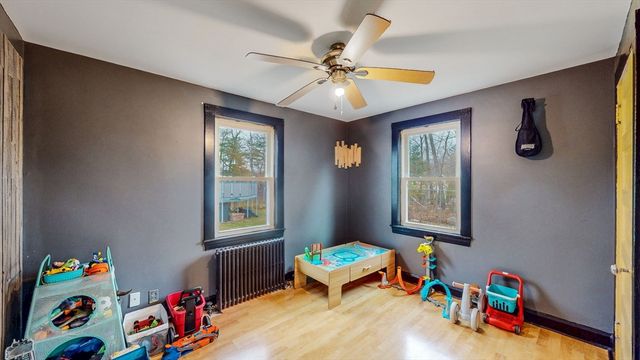 786 E Ashland St, Brockton, MA 02302