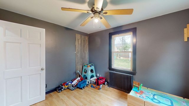 786 E Ashland St, Brockton, MA 02302