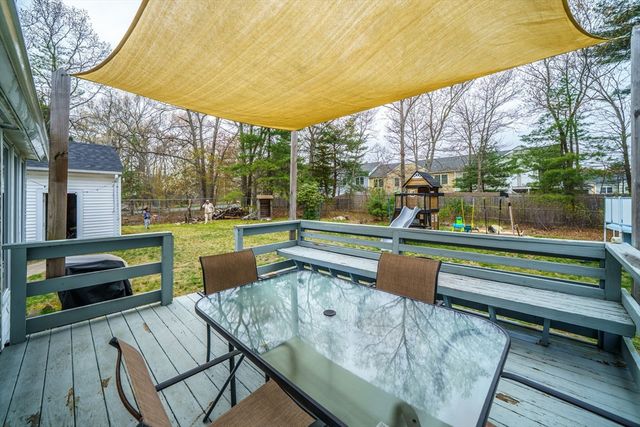 786 E Ashland St, Brockton, MA 02302