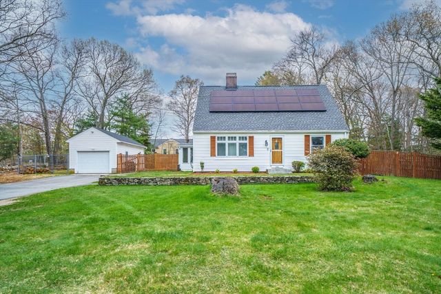 786 E Ashland St, Brockton, MA 02302