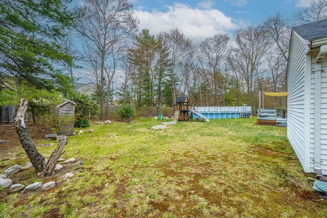 786 E Ashland St, Brockton, MA 02302