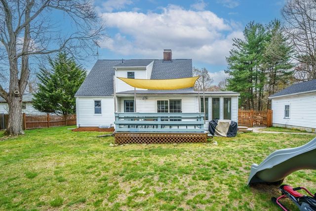 786 E Ashland St, Brockton, MA 02302