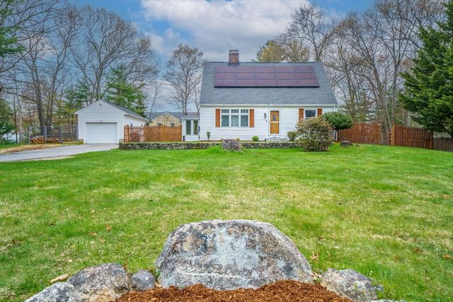 786 E Ashland St, Brockton, MA 02302