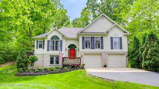 3008 Haney Dr, La Grange, KY 40031
