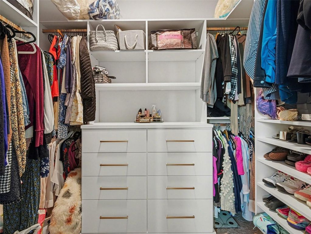 Image 20 of property listing at 18110 BEACH RANCH TERRACE, Bradenton, FL 34211