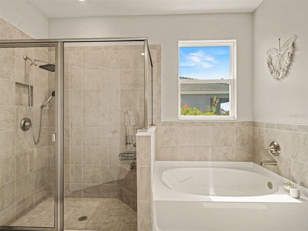 Image 22 of property listing at 18110 BEACH RANCH TERRACE, Bradenton, FL 34211