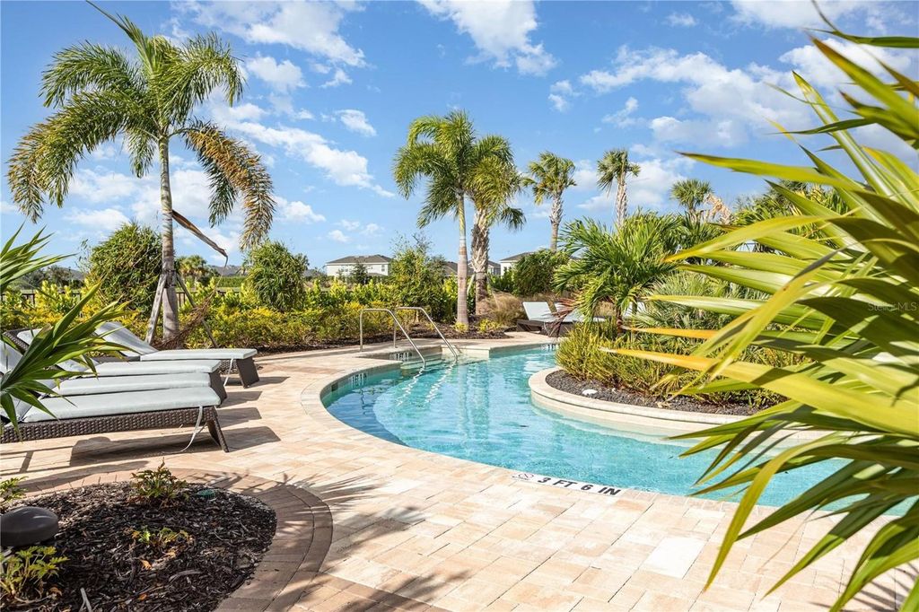 Image 39 of property listing at 18110 BEACH RANCH TERRACE, Bradenton, FL 34211