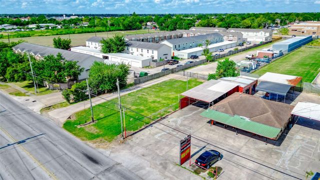 2714 Shaver Street, Pasadena, TX 77502