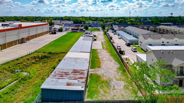 2714 Shaver Street, Pasadena, TX 77502