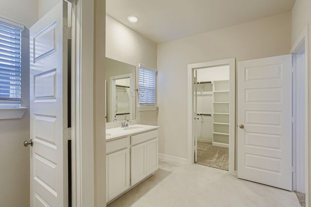 9948 Storehouse Drive, Houston, TX 77080