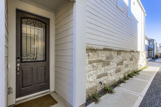 9948 Storehouse Drive, Houston, TX 77080