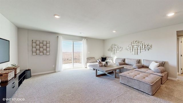 6708 NW 106th Street, Johnston, IA 50131