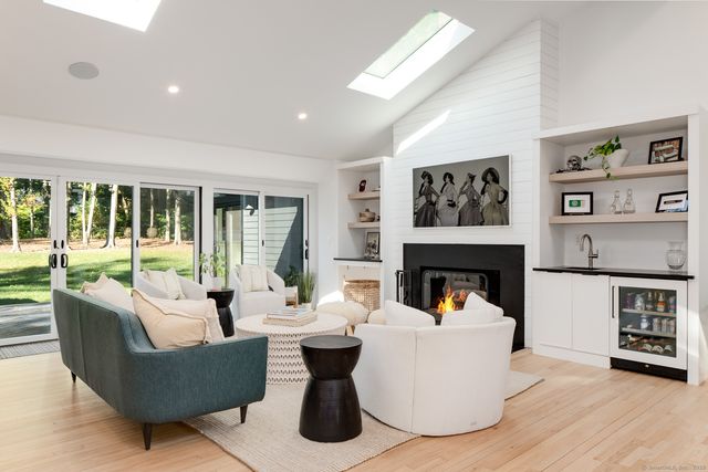 12 Libby Lane, Darien, CT 06820