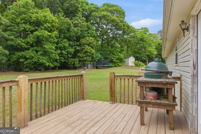 180 Rocky Shoals Trail, Mount Airy, GA 30563