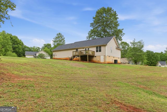 180 Rocky Shoals Trail, Mount Airy, GA 30563