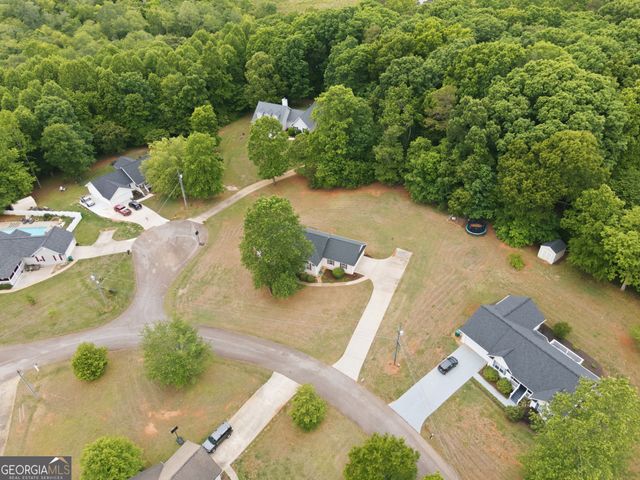 180 Rocky Shoals Trail, Mount Airy, GA 30563