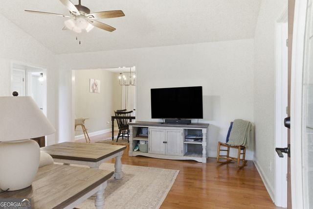 180 Rocky Shoals Trail, Mount Airy, GA 30563