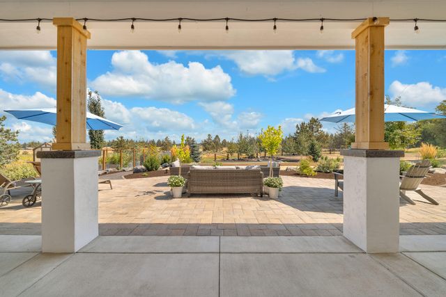 21483 Bunchgrass Court, Bend, OR 97701