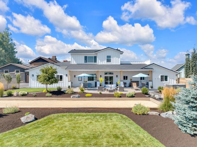21483 Bunchgrass Court, Bend, OR 97701