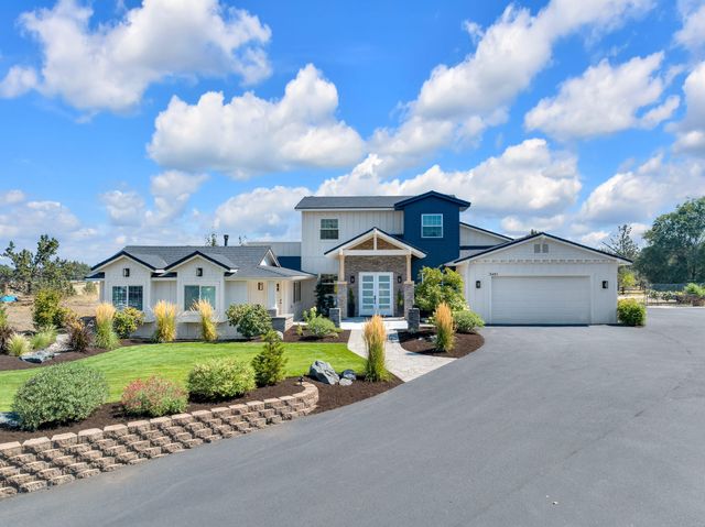 21483 Bunchgrass Court, Bend, OR 97701