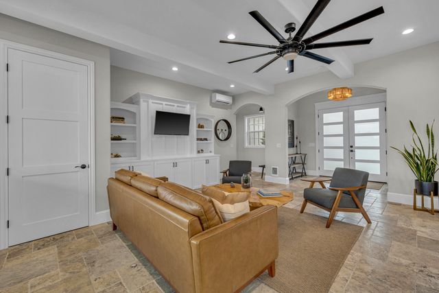 21483 Bunchgrass Court, Bend, OR 97701