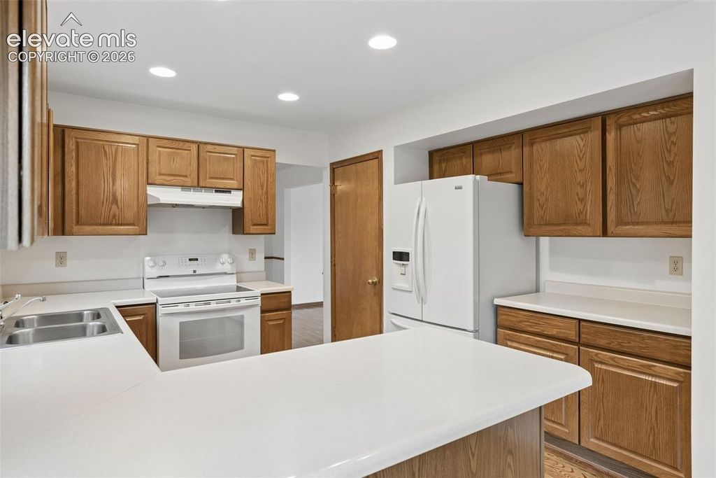 1030 Beacon Hill Way, Colorado Springs, CO 80905 — photo 5