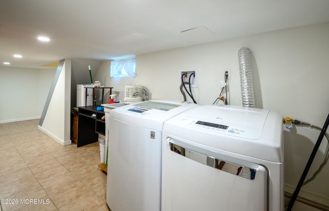 43 Pergola Avenue, Jamesburg, NJ 08831