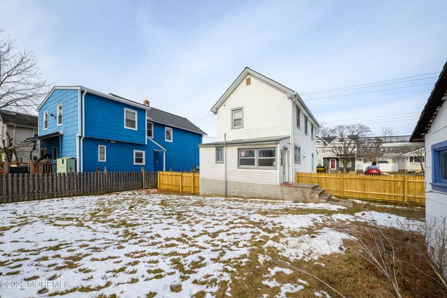 43 Pergola Avenue, Jamesburg, NJ 08831