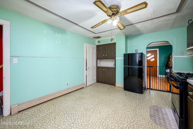 43 Pergola Avenue, Jamesburg, NJ 08831