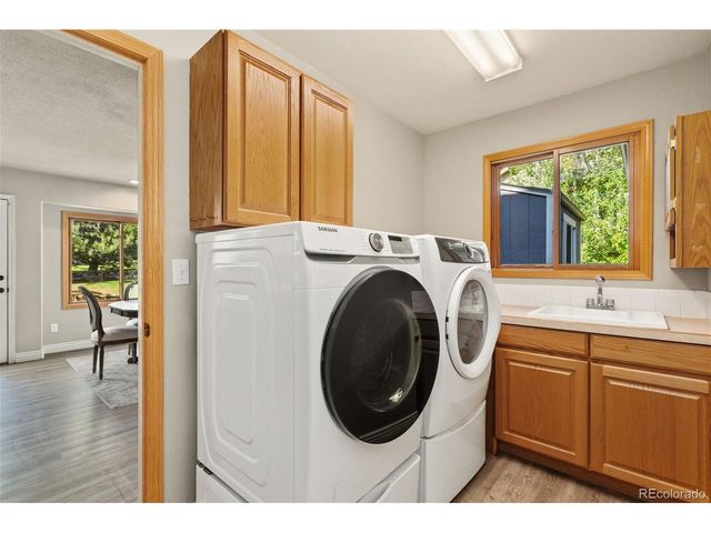 919 Battsford Cir, Fort Collins, CO 80525