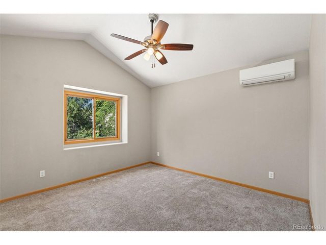 919 Battsford Cir, Fort Collins, CO 80525