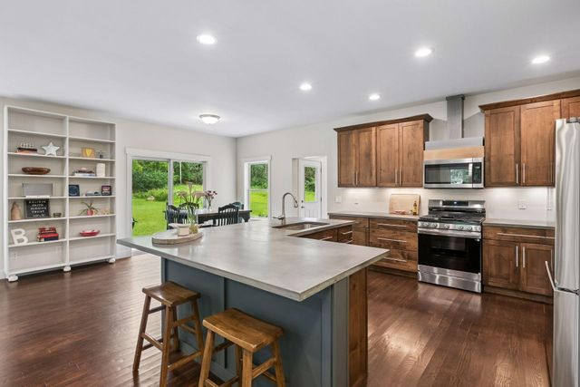 2551 15th Street NW, New Brighton, MN 55112